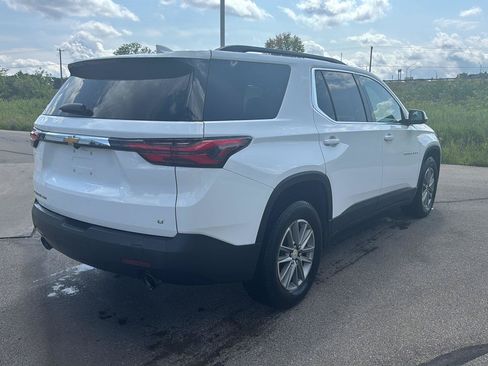 Used 2023 Chevrolet Traverse LT AWD/4WD image 5
