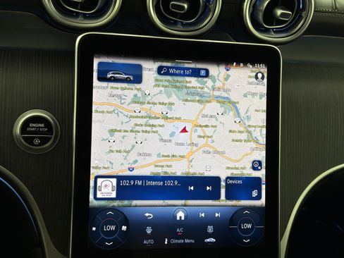 Used 2025 Mercedes-Benz GLC 300 4MATIC image 20