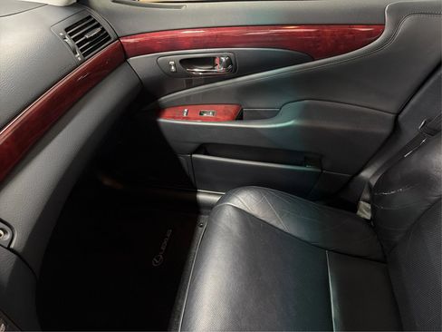 Used 2008 Lexus LS 460 RWD image 38