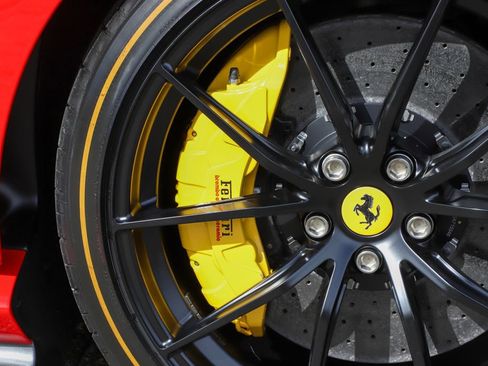 Certified 2023 Ferrari 812 Competizione image 13