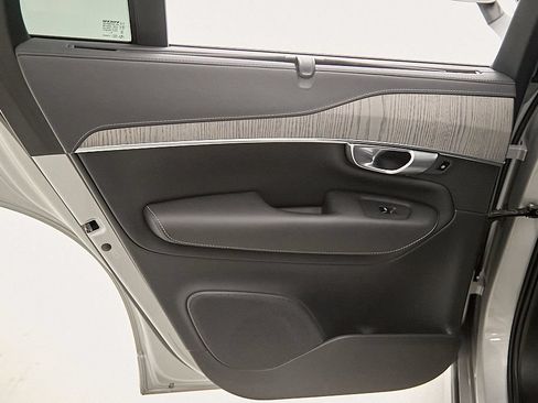Certified 2024 Volvo XC90 T8 Ultimate w/ Protection Package Premier AWD/4WD image 20