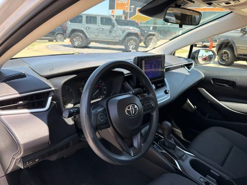 Used 2024 Toyota Corolla LE FWD image 10