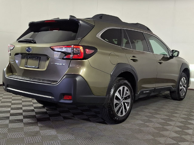 Certified 2025 Subaru Outback Premium AWD/4WD image 9