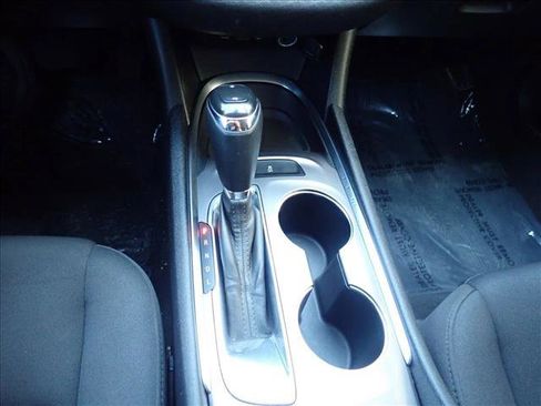 Used 2020 Chevrolet Malibu LT FWD image 19
