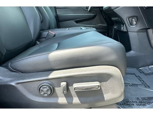 Certified 2026 Honda Odyssey EX-L image 24