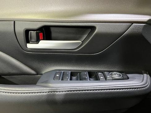 Certified 2024 Toyota Grand Highlander AWD image 16