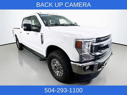 Used 2022 Ford F250 XLT w/ XLT Premium Package image 3