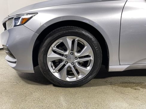 Used 2019 Honda Accord LX image 12