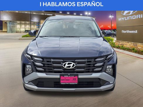 Used 2025 Hyundai Tucson SE image 5