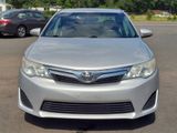 Used 2014 Toyota Camry LE image 2