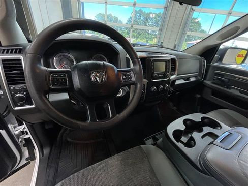Used 2019 RAM 1500 Classic SLT AWD/4WD image 13