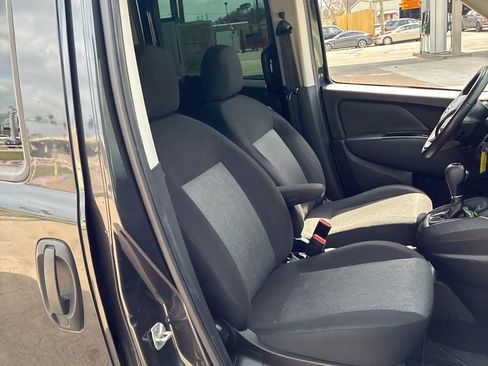 Used 2020 RAM ProMaster City SLT w/ Popular Equipment Group image 18