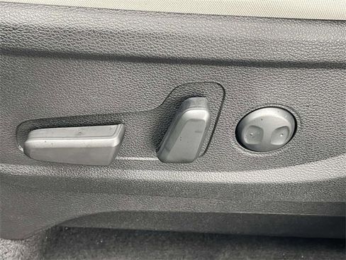 New 2025 Kia Telluride S image 29