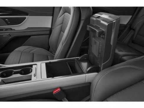 Certified 2024 Lincoln Nautilus Black Label w/ Jet Appearance Package (87T) image 13