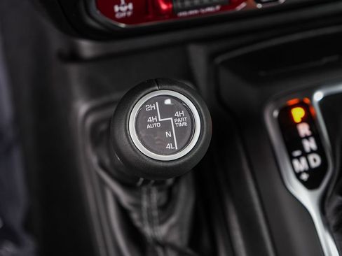 New 2026 Jeep Wrangler Unlimited Rubicon AWD/4WD image 22