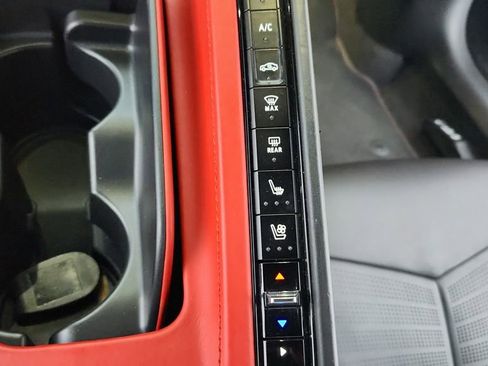 Used 2023 Chevrolet Corvette Z06 image 35