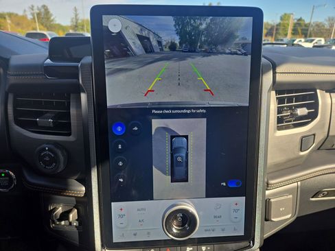 Certified 2024 Ford Expedition Max Platinum image 24