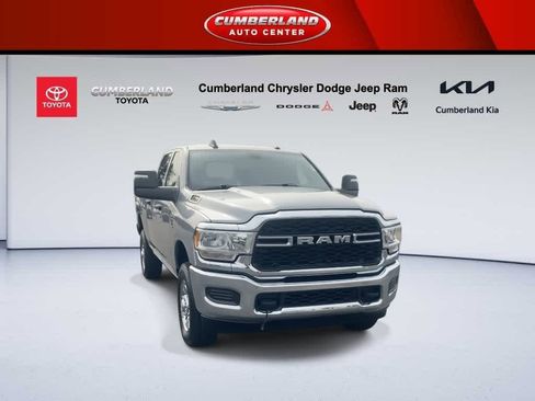 Used 2024 RAM 3500 Tradesman w/ Chrome Appearance Group image 2