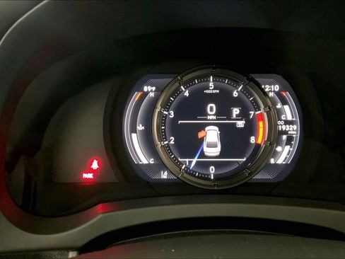 Used 2023 Lexus IS 500 image 9