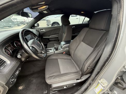 Used 2023 Dodge Charger SXT RWD image 27