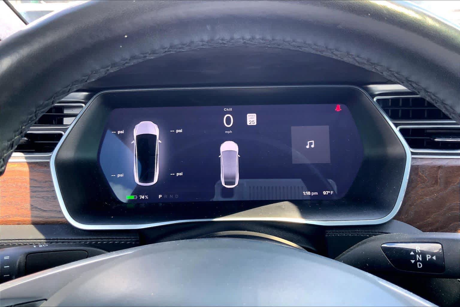 Used 2017 Tesla Model X 75D AWD/4WD image 17