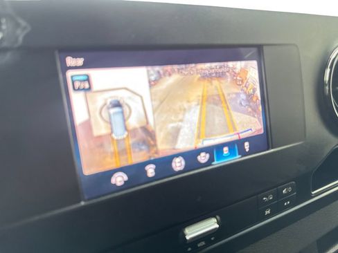 Used 2024 Mercedes-Benz Sprinter 2500 image 56