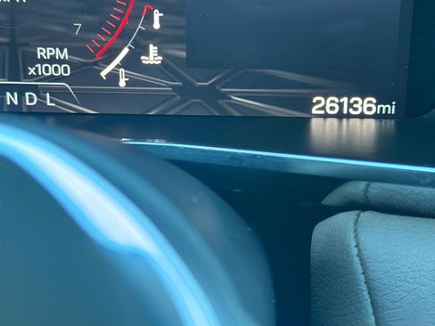 Used 2023 GMC Canyon Denali image 24