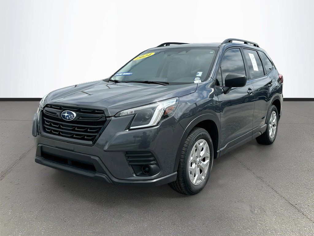 Used 2024 Subaru Forester AWD/4WD image 3