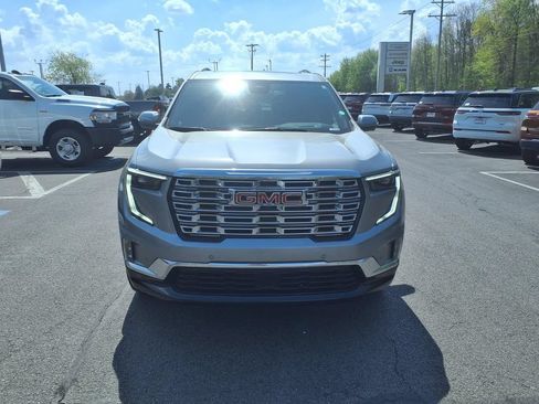 Used 2024 GMC Acadia Denali w/ Super Cruise Package AWD/4WD image 7