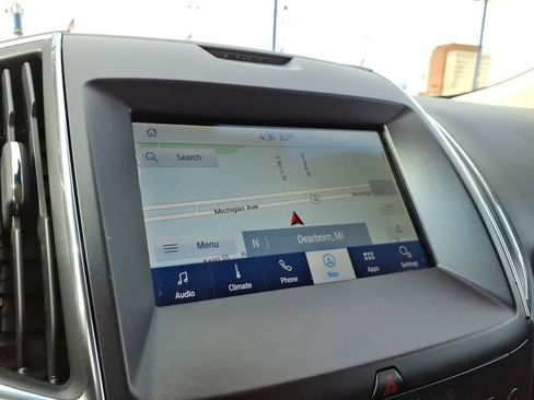 Certified 2020 Ford Edge Titanium image 21