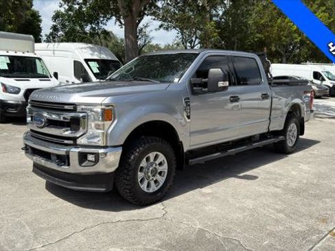 Used 2022 Ford F250 XLT w/ XLT Value Package AWD/4WD image 2