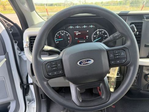 New 2026 Ford F350 XL w/ XL Chrome Package AWD/4WD image 19