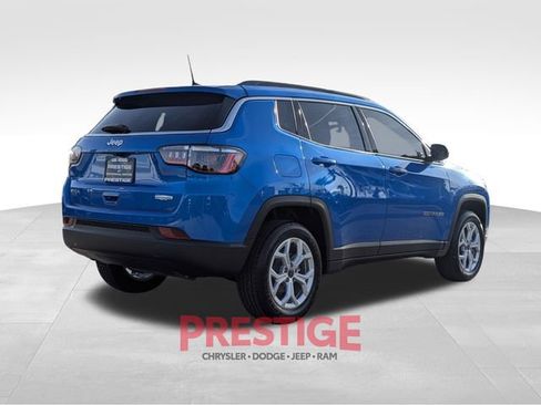 New 2026 Jeep Compass Latitude image 5