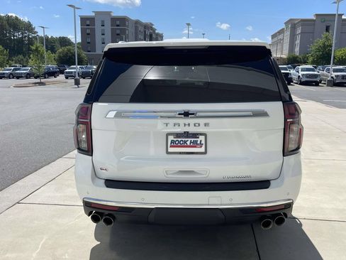 Used 2023 Chevrolet Tahoe Premier AWD/4WD image 8