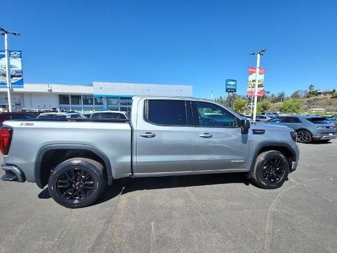 Used 2024 GMC Sierra 1500 Elevation AWD/4WD image 9