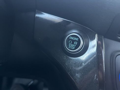 Used 2018 Ford Escape Titanium image 20