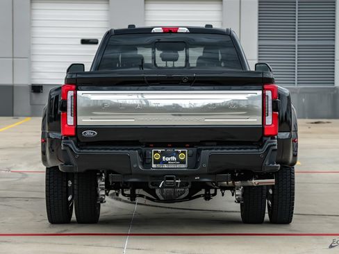 Used 2026 Ford F450 Platinum w/ Platinum Plus Package AWD/4WD image 12