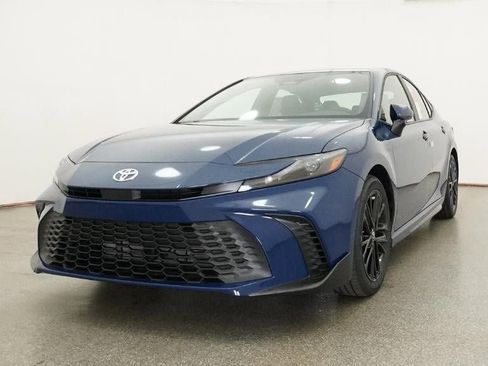 New 2026 Toyota Camry SE image 32