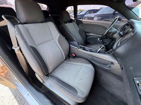Used 2016 Dodge Challenger R/T RWD image 26