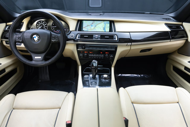 Used 2013 BMW 760Li RWD image 3