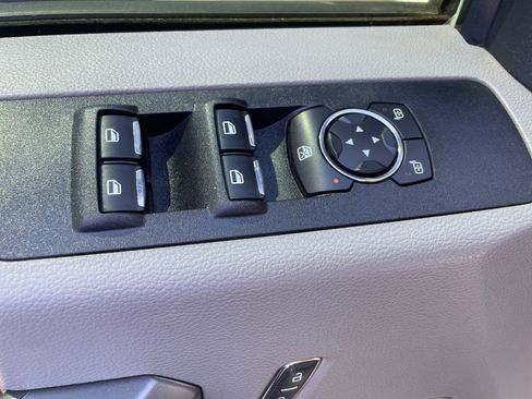Used 2022 Ford F350 XLT AWD/4WD image 17