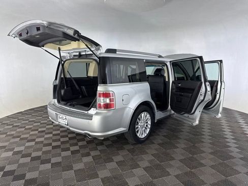 Used 2019 Ford Flex SEL w/ Equipment Group 202A FWD image 16