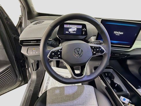 Certified 2025 Volkswagen ID.4 Pro AWD/4WD image 10