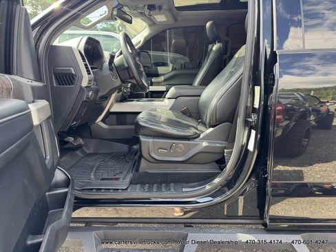 Used 2019 Ford F250 Lariat w/ Lariat Ultimate Package AWD/4WD image 13