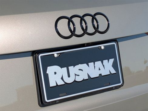 New 2025 Audi Q3 2.0T Premium image 15