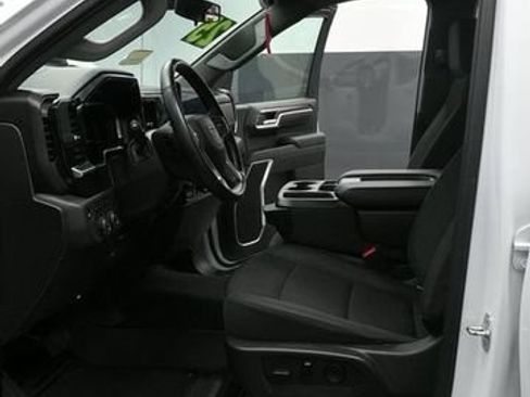 Used 2025 Chevrolet Silverado 1500 LT Trail Boss w/ Protection Package AWD/4WD image 17