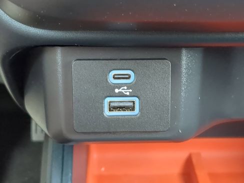 Certified 2024 Ford Maverick XLT w/ XLT Luxury Package image 19