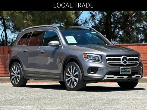 Certified 2022 Mercedes-Benz GLB 250 4MATIC image 2