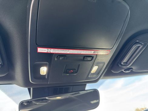 New 2025 Toyota Camry SE w/ Convenience Package FWD image 21