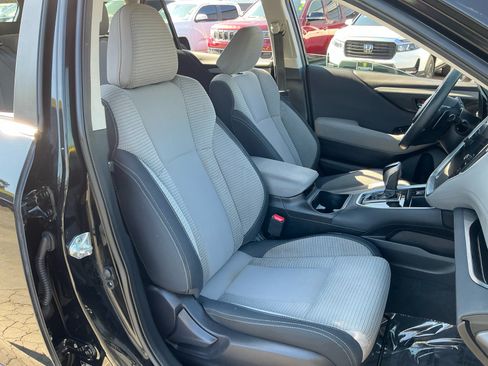 Used 2023 Subaru Outback Premium AWD/4WD image 20